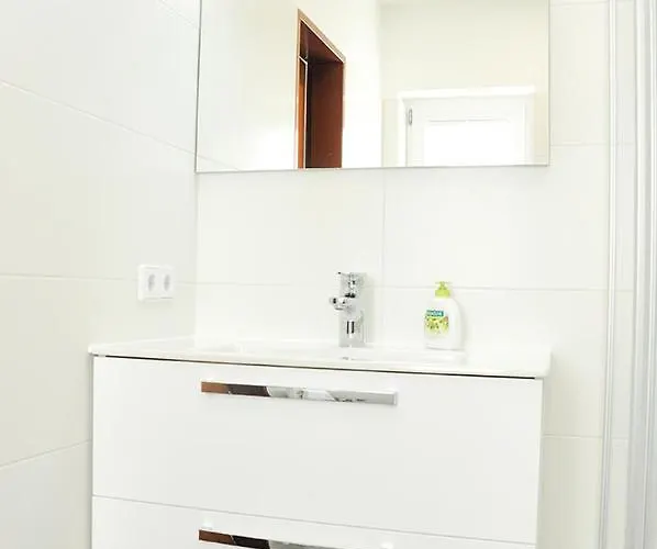 Haus Birgit Апартаменти Зефельд-ін-Тіроль